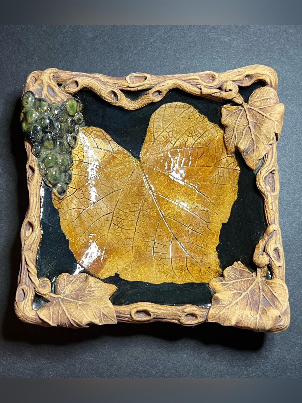 Vintage Signed Pottery Art Ceramic Wood Look Ornate Grapevine Leaf Square Dish